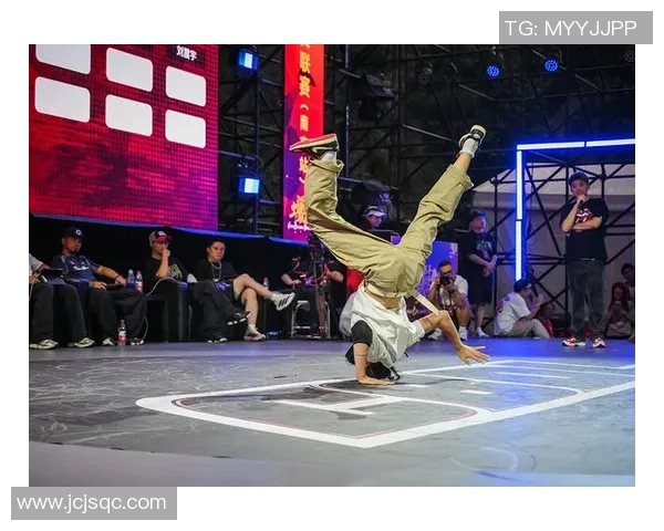 北京街舞队在攀岩联赛中的灵活性展现与战术分析