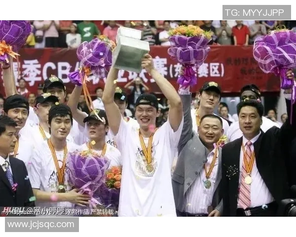 武汉足球队拼搏历程回顾全国锦标赛的荣耀与挑战